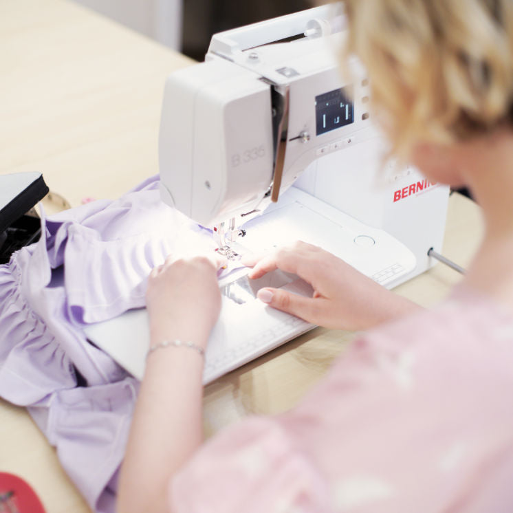 Bernina 335 small sewing machine