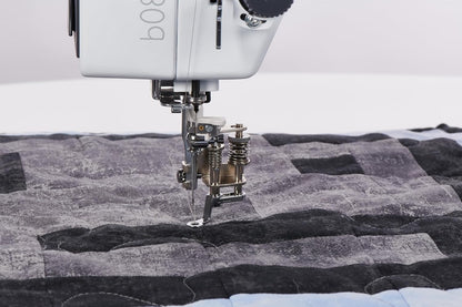 Bernette b08 Heavy-Duty Straight Stitch Machine Exclusive Bundle