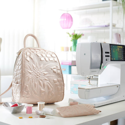 BERNINA 735 Sewing Machine