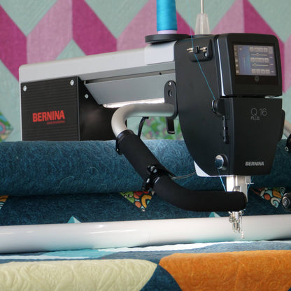 BERNINA Q16 PLUS longarm