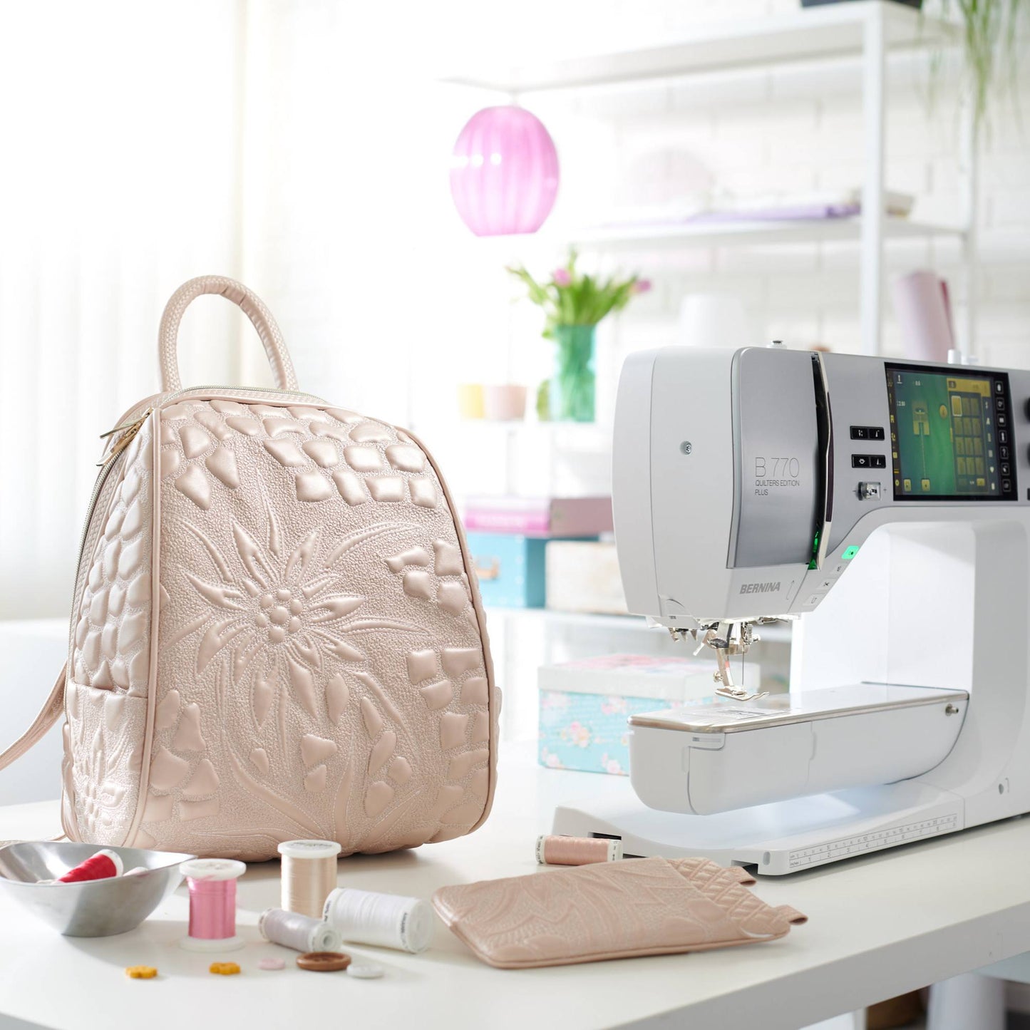 BERNINA B770 PLUS QE Sewing Machine