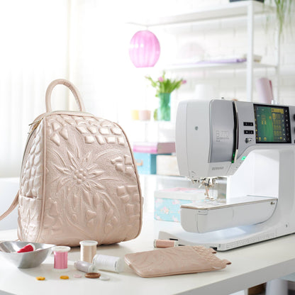 BERNINA B770 PLUS QE Sewing Machine