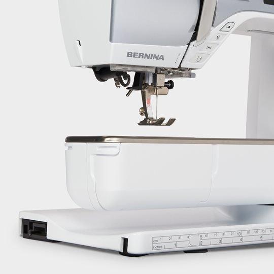 BERNINA 535 Sewing Machine