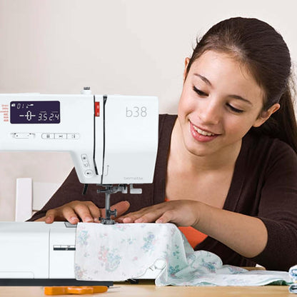 Bernette b38 Sewing & Quilting Bundle with Top Stitch Carry Tote Bag